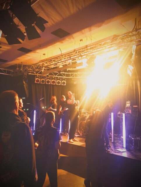 Danke Rosenheim @blackbox_lokschuppen @hellraisers_ro
.
.
.
#metal #band #musicvideo #metalcore #metalhead #heavymetal #urbandecay #metalmusic #deathmetal #metalgirl #metalband #rockband #music #musicproducer #rock #newmusic #remix #instamusic #song #recording #musicproduction #singer #deathcore #musician #musiclover #metallife #musicmaker #igmusic #musicforlife #heavymusic